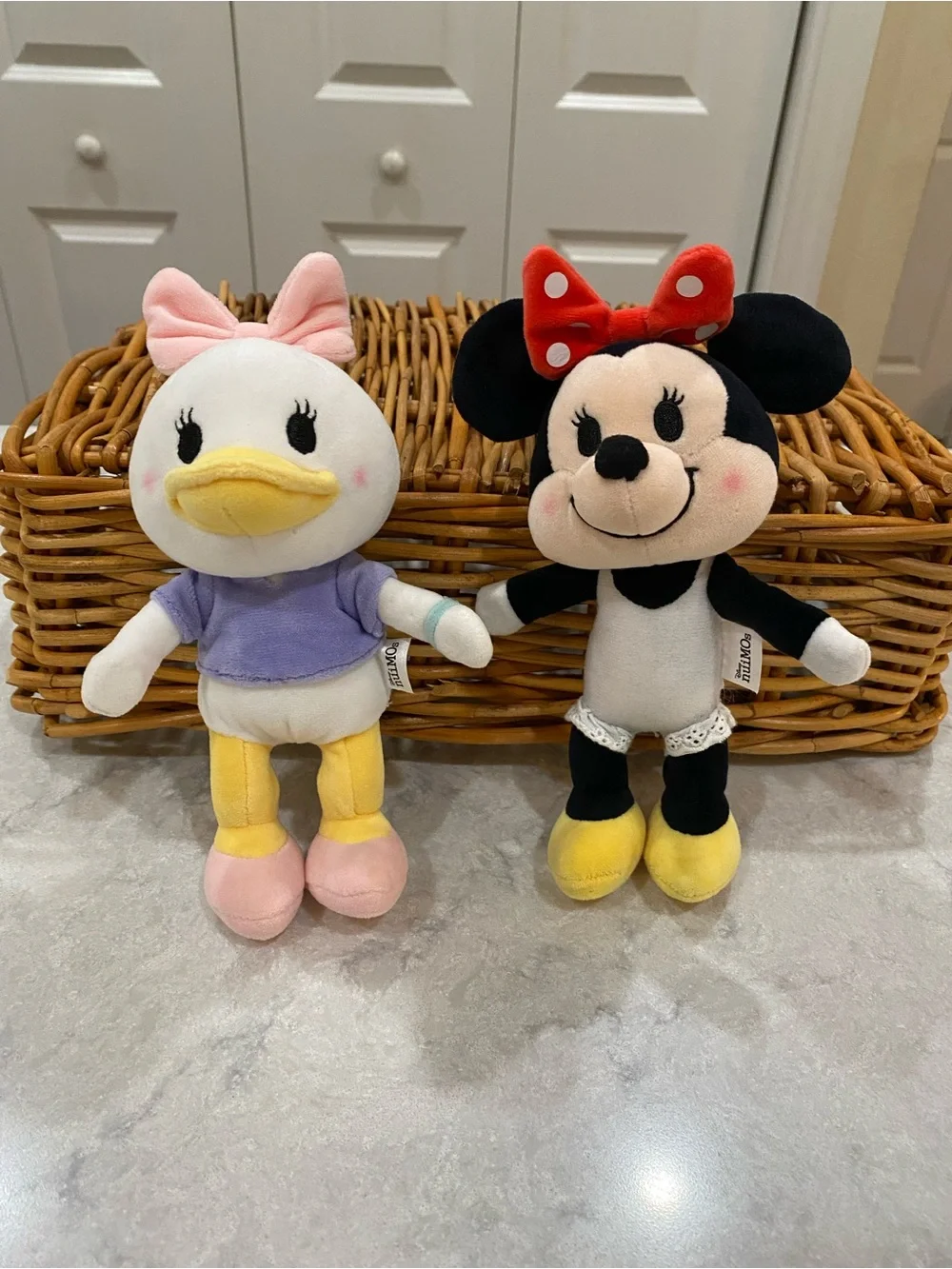 Lot of Disney Nuimos Daisy Duck and Minnie Mouse and 4 Outfits
